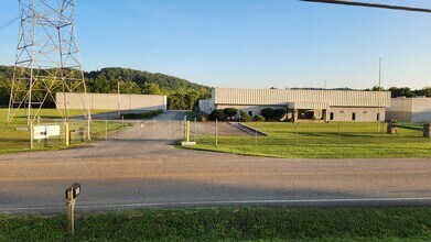 2661 Byington Solway Rd, Knoxville, TN à louer Photo du bâtiment- Image 1 de 26