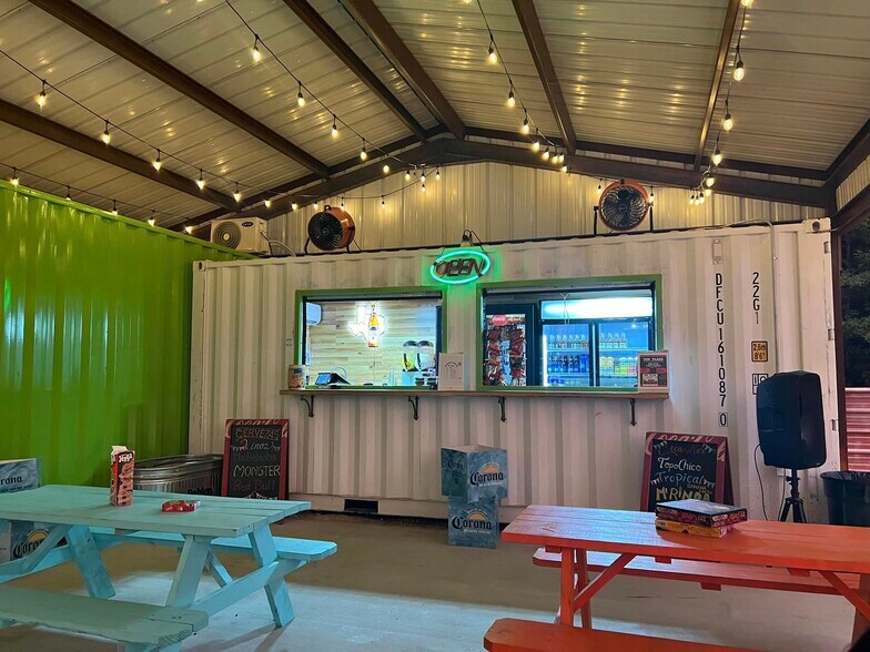 422 County Road 5000, Cleveland, TX à vendre - Photo du bâtiment - Image 2 de 18