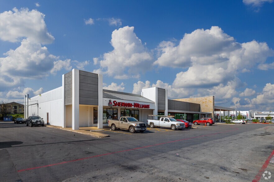 1255 SW Loop 410, San Antonio, TX à vendre - Photo du bâtiment - Image 3 de 4