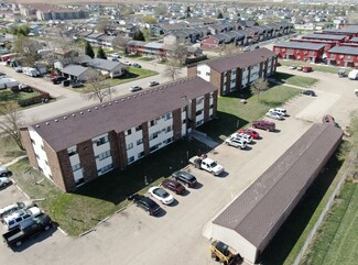 Plus de détails pour 2910-3002 17th Ave W, Williston, ND - Multi-résidentiel à vendre