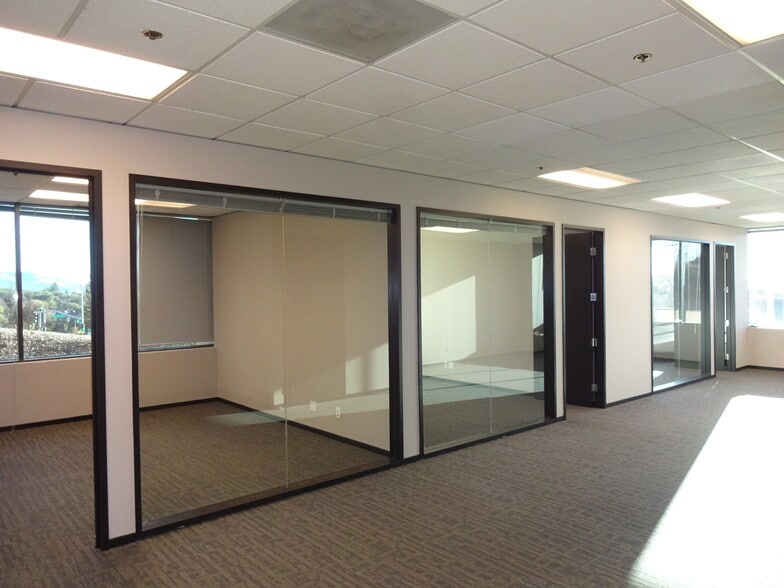 3510 Unocal Pl, Santa Rosa, CA for lease - Interior Photo - Image 2 of 8