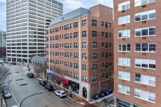 Plus de détails pour 617-625 Grove St, Evanston, IL - Local d'activités à louer