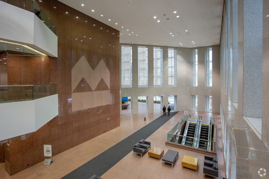 350 7th Ave SW, Calgary, AB for lease - Interior Photo - Image 2 of 7