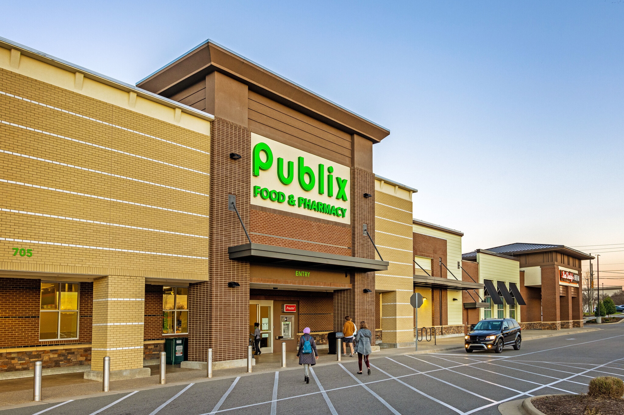 703-713 Greenville Blvd SE, Greenville, NC for lease Building Photo- Image 1 of 7