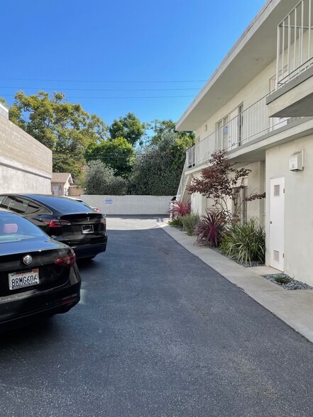 2346 Westwood Blvd, Los Angeles, CA for lease - Building Photo - Image 3 of 6