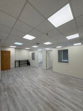 187-189 Sunrise Hwy, Rockville Centre, NY for lease Interior Photo- Image 2 of 4