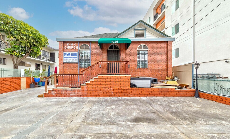 1025 S Catalina St, Los Angeles, CA à vendre - Photo du bâtiment - Image 1 de 30