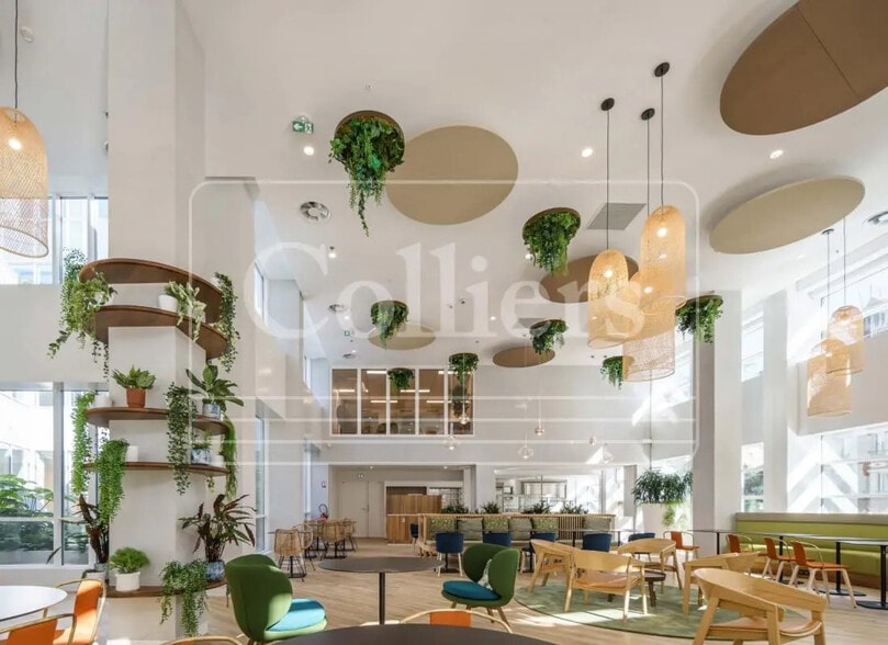 51-55 Boulevard De La Mission Marchand, Courbevoie à louer - Photo du bâtiment - Image 3 de 22