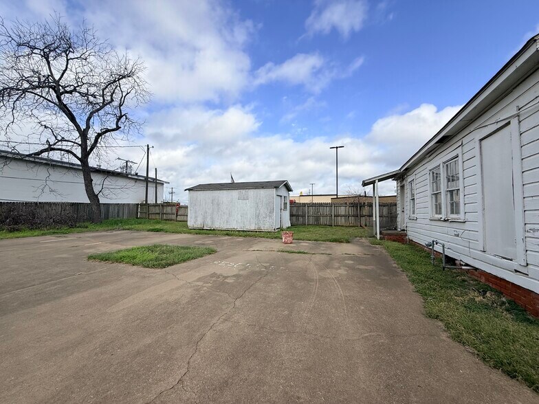 425 Neches St, Jacksonville, TX à vendre - Photo du bâtiment - Image 3 de 21