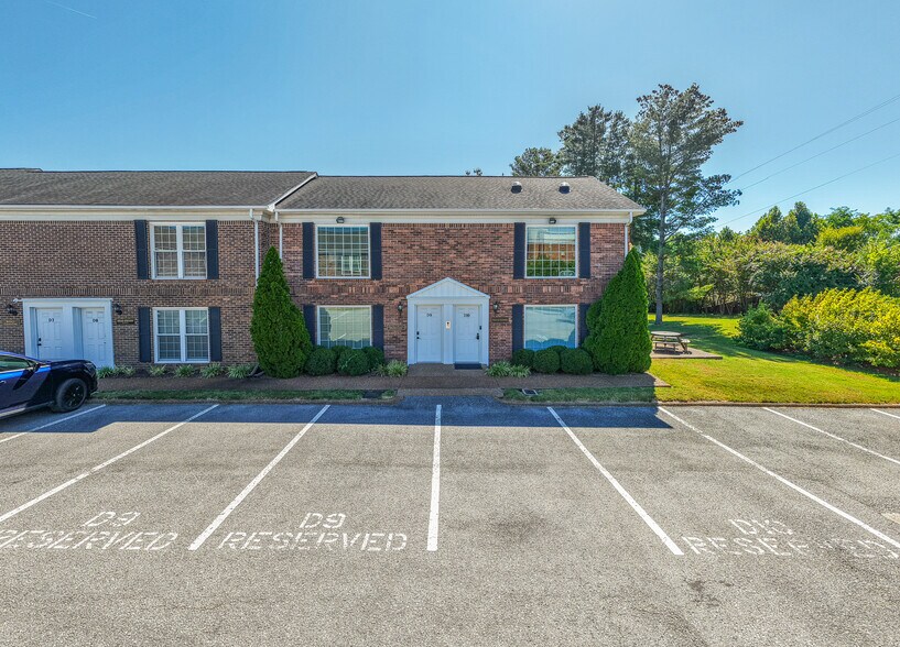 109 Holiday Ct, Franklin, TN à vendre - Photo du bâtiment - Image 2 de 25