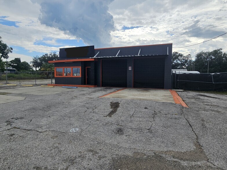 15217 US 301, Dade City, FL à vendre - Photo du bâtiment - Image 2 de 33