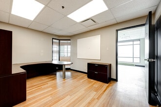 25 Rue de Lauzon, Boucherville, QC à louer Photo intérieure- Image 2 de 8