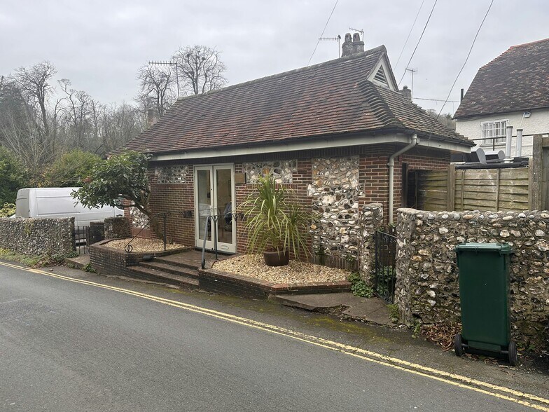 10 Church Hl, Brighton à vendre - Photo du bâtiment - Image 2 de 5