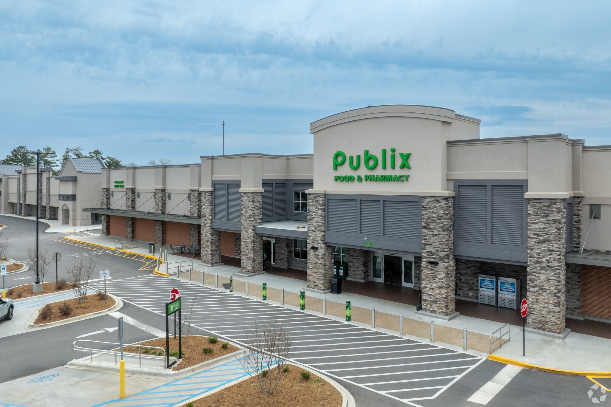 5000 Old Buncombe Rd, Greenville, SC for lease Building Photo- Image 1 of 7