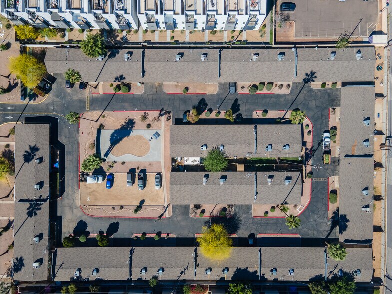 2020 W Hayward Ave, Phoenix, AZ à vendre - Photo du bâtiment - Image 3 de 6