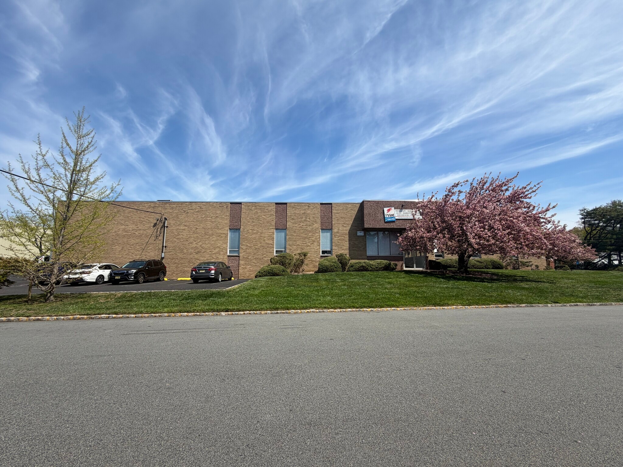 49-55 Fadem Rd, Springfield, NJ for lease Primary Photo- Image 1 of 4