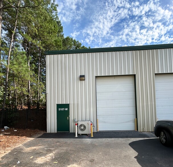 5107 Unicon Dr, Wake Forest, NC à louer - Photo du bâtiment - Image 3 de 8