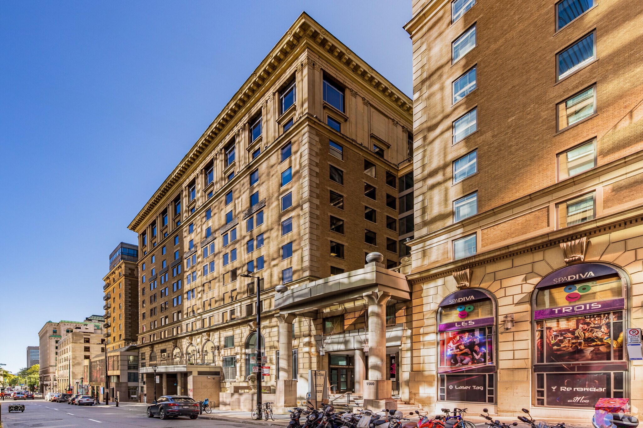 1555 Rue Peel, Montréal, QC à louer Photo principale- Image 1 de 43