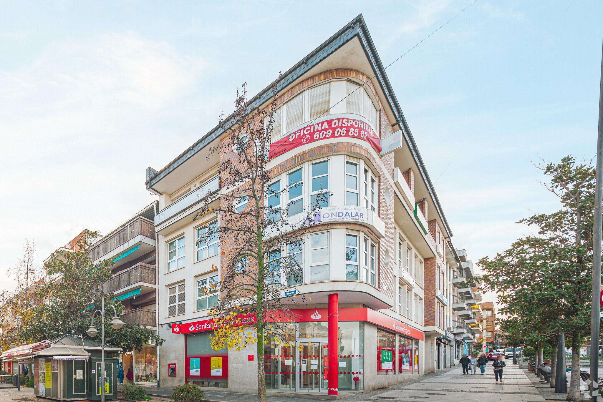 Calle Mieses, 1, Majadahonda, Madrid à vendre Photo principale- Image 1 de 5
