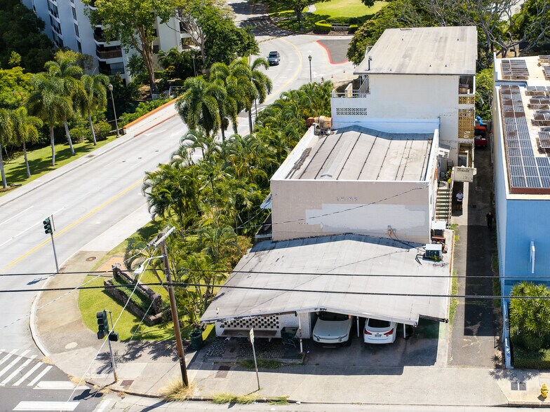 3154 Waialae Ave, Honolulu, HI à vendre - Photo du bâtiment - Image 2 de 25