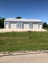 1009 Old Plantersville, Montgomery TX - Automotive Property