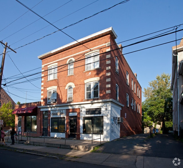 707-713 Stanley St, New Britain, CT for lease - Primary Photo - Image 1 of 8