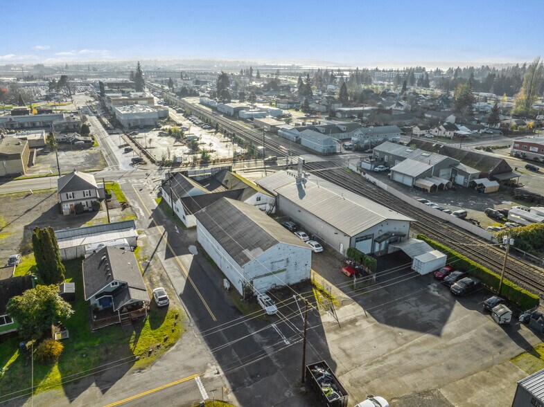 1327 8th St, Marysville, WA à vendre - Photo du bâtiment - Image 2 de 4