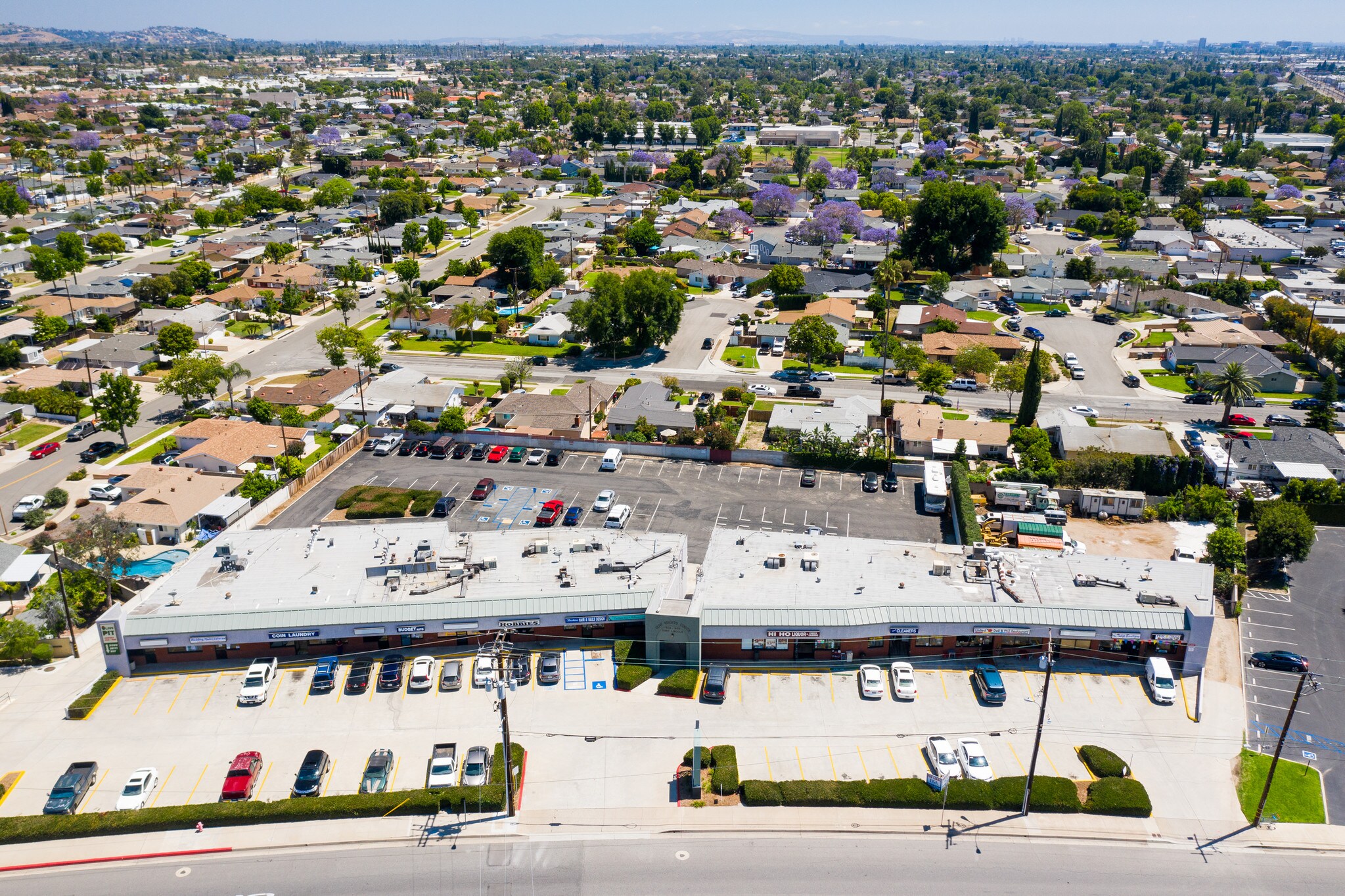 806-846 E Lincoln Ave, Orange, CA à louer Photo du bâtiment- Image 1 de 13