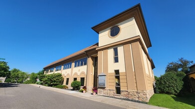 991 Sibley Memorial Hwy, Lilydale, MN for lease Building Photo- Image 1 of 4