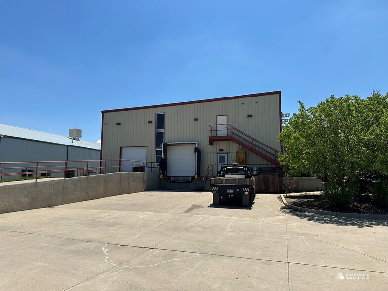 250 Perry Ln, Dacono, CO for lease - Building Photo - Image 3 of 5