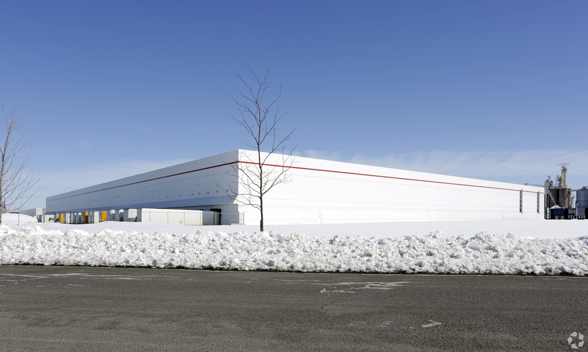760 Rd Grand-Bernier, St-Jean-sur-Richelieu, QC for lease Building Photo- Image 1 of 4