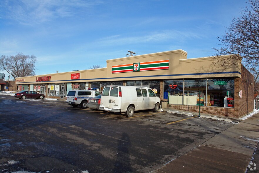 146-162 E North Ave, Northlake, IL à louer - Photo du bâtiment - Image 2 de 6