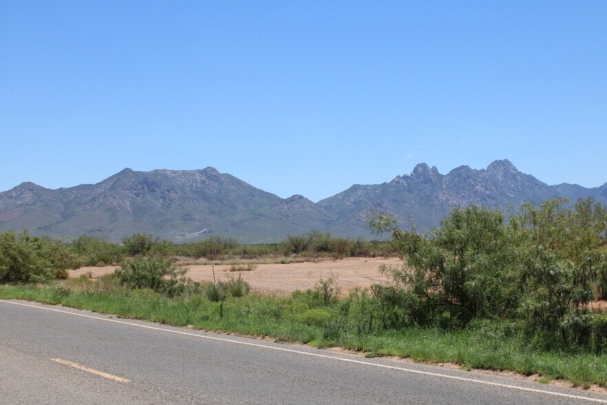 7563 El Centro Boulevard, Las Cruces, NM for sale - Building Photo - Image 2 of 10