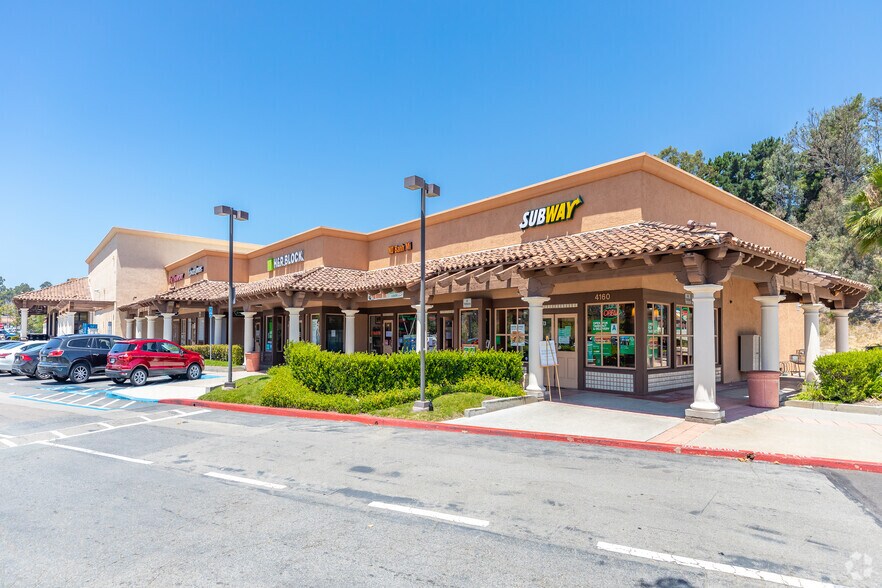 4100-4196 Oceanside Blvd, Oceanside, CA à louer - Photo du bâtiment - Image 2 de 4