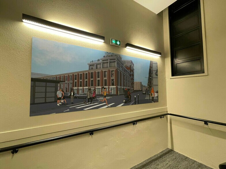 Office in Le Havre for lease - Building Photo - Image 3 of 5