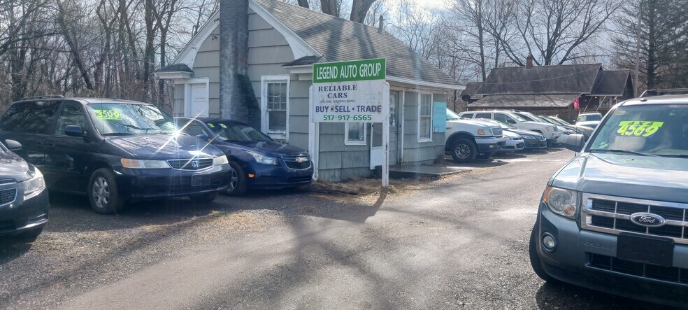 2401 Lansing Ave, Jackson, MI for sale - Building Photo - Image 3 of 7