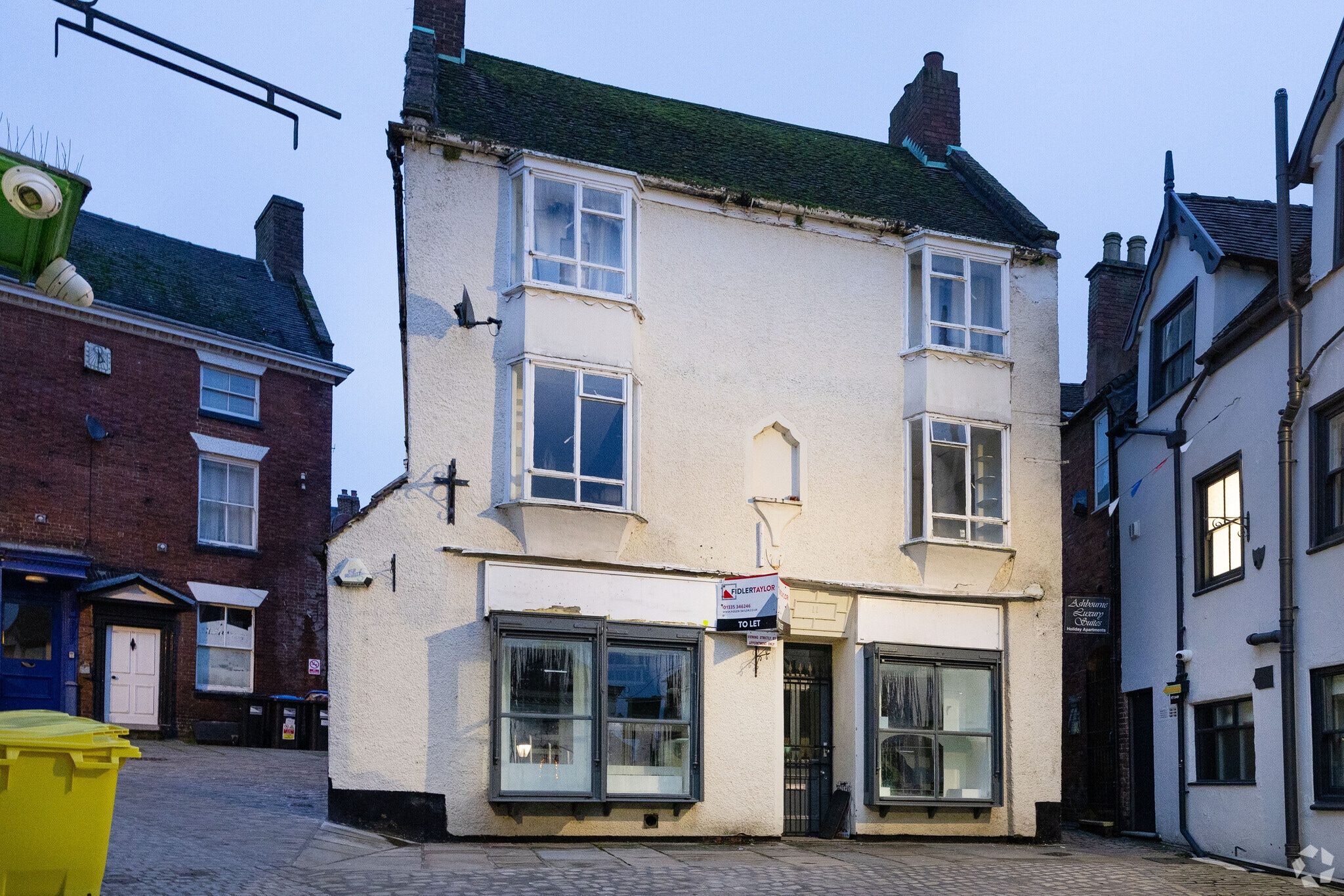 11 Victoria Sq, Ashbourne for lease Primary Photo- Image 1 of 3