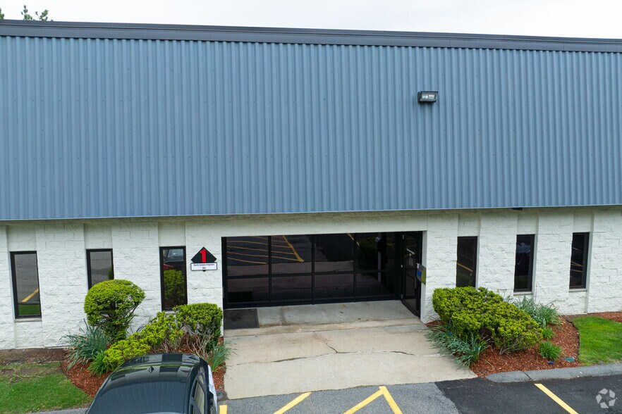 155 West St, Wilmington, MA à louer - Photo du bâtiment - Image 2 de 4