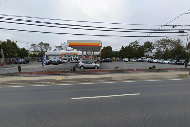 1508 5th Ave, Bay Shore, NY for lease Building Photo- Image 1 of 4