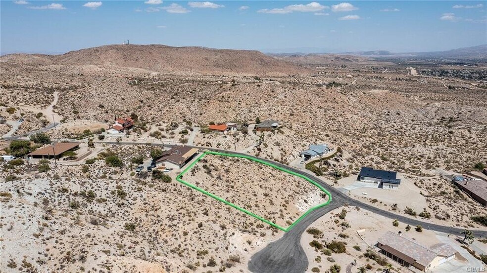 999 Mandarin Rd, Yucca Valley, CA à vendre - Aérien - Image 2 de 10