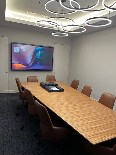 15 Bryant Ave, Roslyn, NY for lease - Building Photo - Image 3 of 17