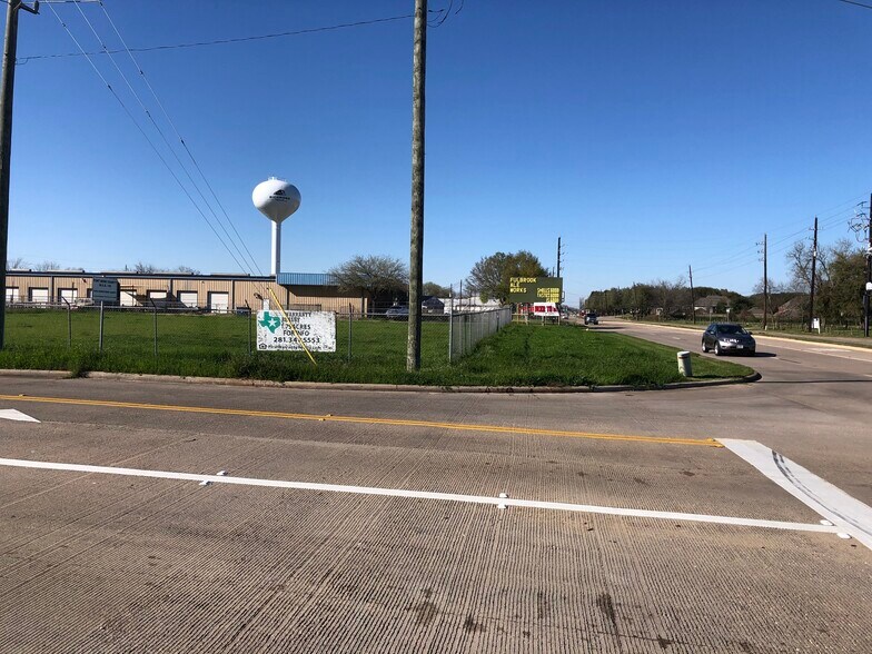 FM 359 @ Del Agua, Richmond, TX à vendre - Photo du bâtiment - Image 1 de 19