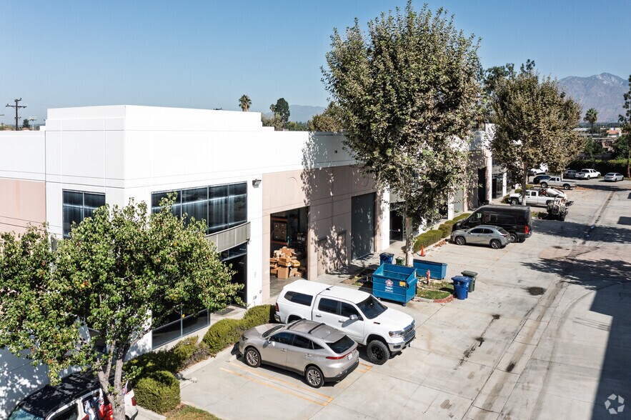 5073 Walnut Grove Ave, San Gabriel, CA à louer - Photo principale - Image 3 de 6