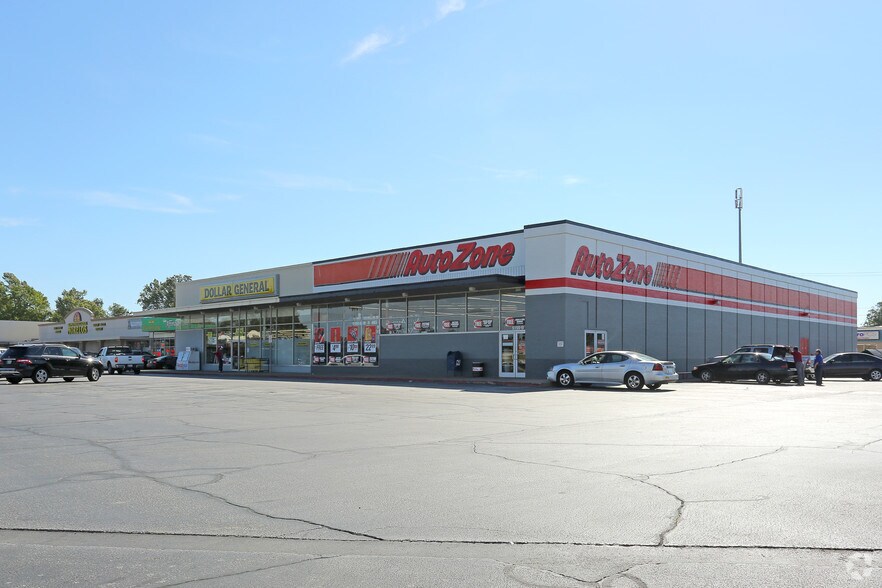 5102-5155 S Peoria Ave, Tulsa, OK for lease - Building Photo - Image 2 of 5