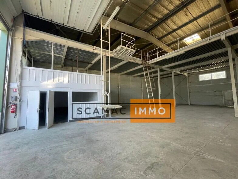 Industrial in Gémenos for lease - Interior Photo - Image 1 of 5