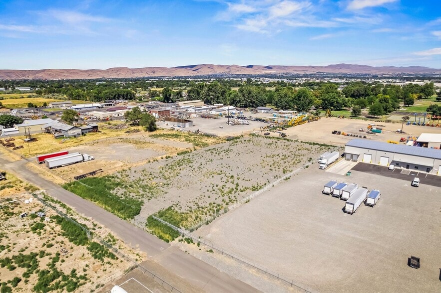 NKA Industrial Way way, Union Gap, WA for sale - Building Photo - Image 3 of 4