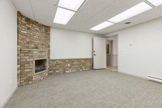 295 Marie Ave E, West Saint Paul, MN à louer Photo intérieure- Image 1 de 2