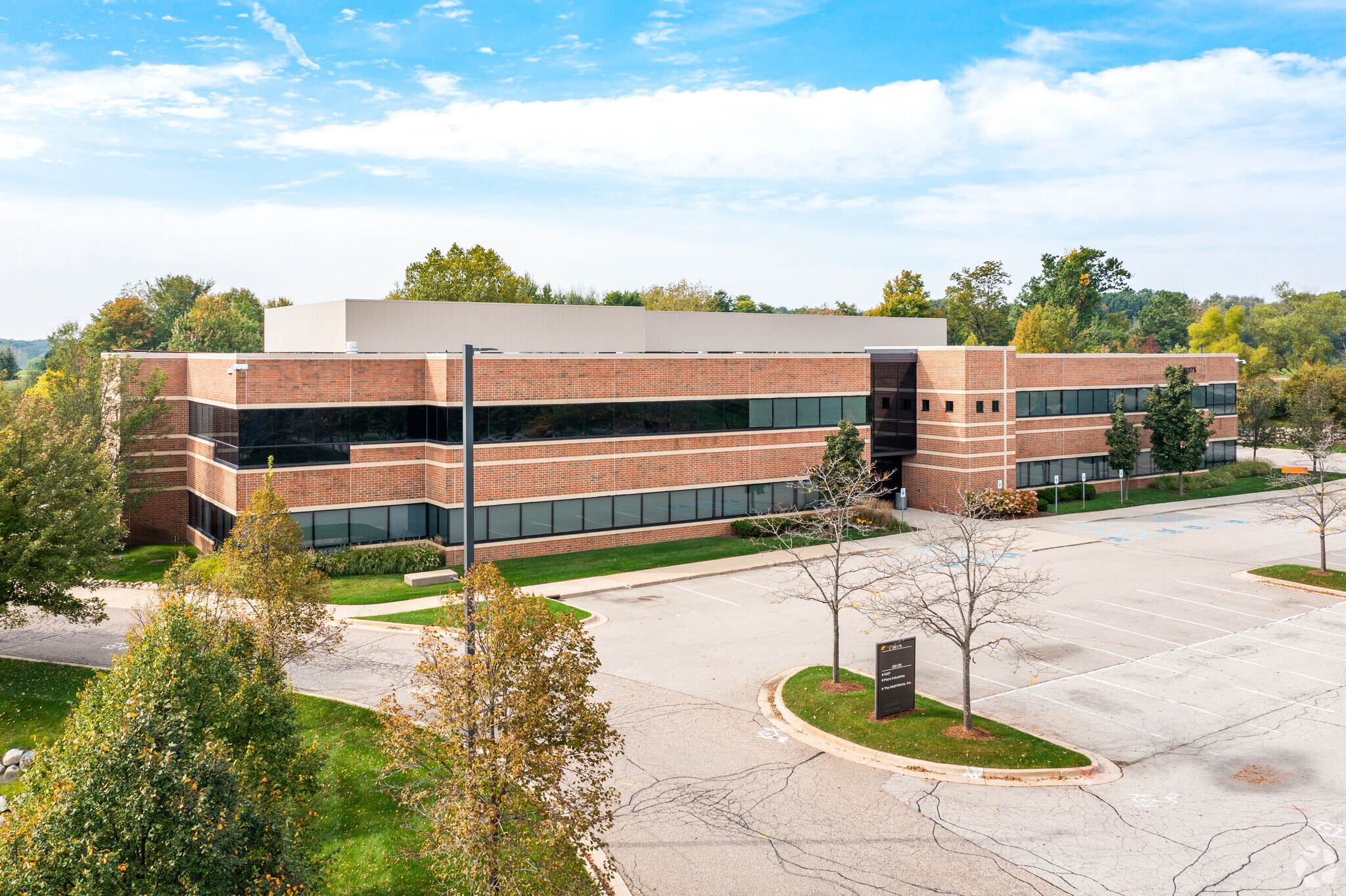 28175 Cabot Dr, Novi, MI for sale Building Photo- Image 1 of 11