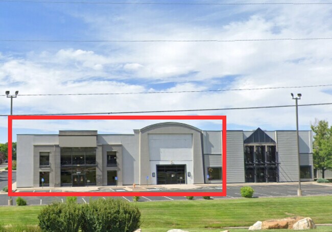 Plus de détails pour 10777 W 6th Ave, Lakewood, CO - Commerce de détail à louer