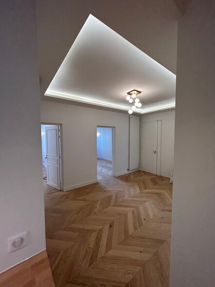 81 Avenue Marceau, Paris à louer - Photo intérieure - Image 3 de 16